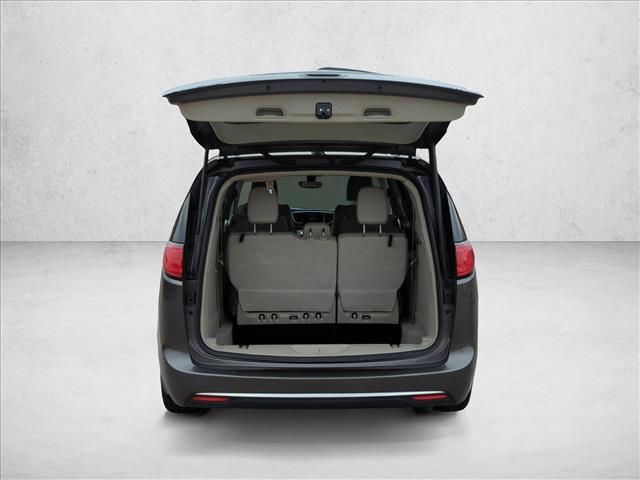 used 2020 Chrysler Pacifica car, priced at $15,998