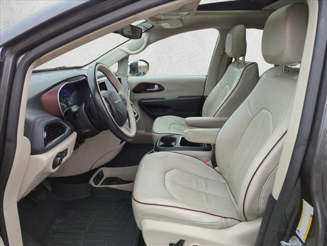 used 2020 Chrysler Pacifica car, priced at $15,998