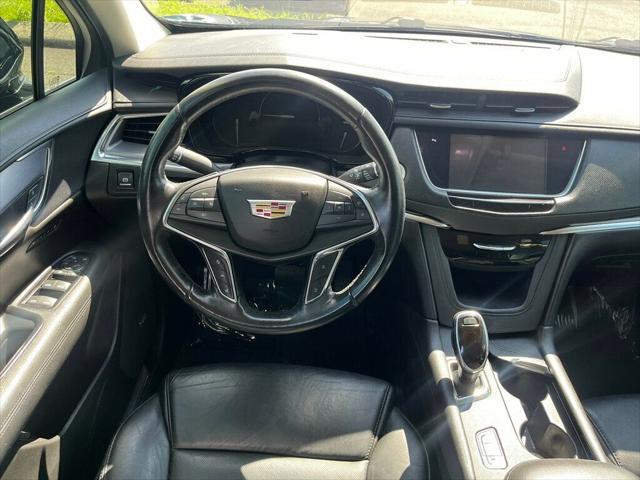 used 2019 Cadillac XT5 car, priced at $15,500