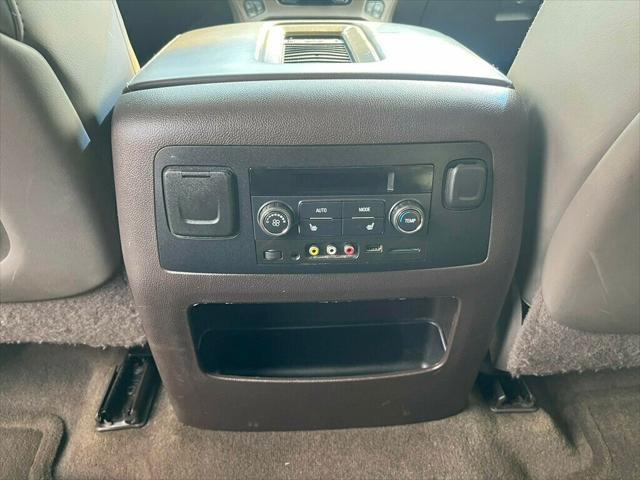 used 2016 GMC Yukon XL car, priced at $25,500