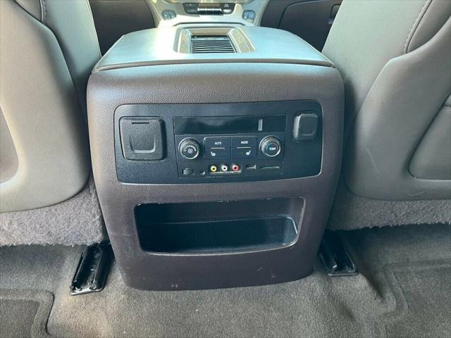 used 2016 GMC Yukon XL car, priced at $25,999