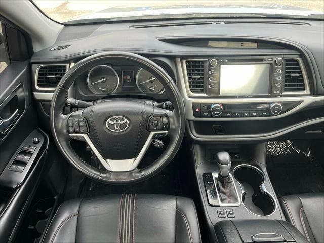 used 2019 Toyota Highlander car, priced at $24,500