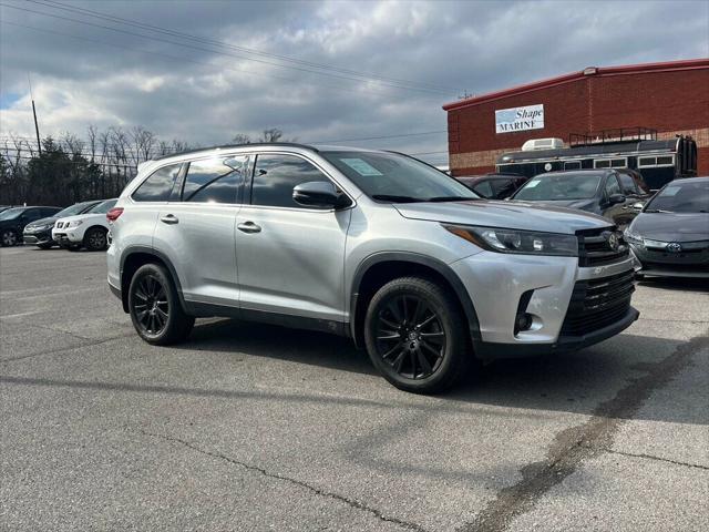 used 2019 Toyota Highlander car, priced at $23,900