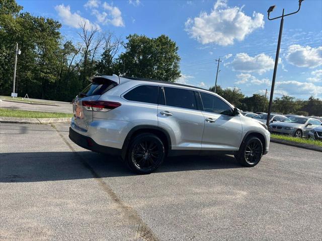 used 2019 Toyota Highlander car, priced at $25,500