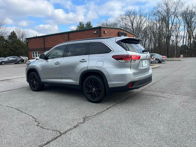 used 2019 Toyota Highlander car, priced at $24,500