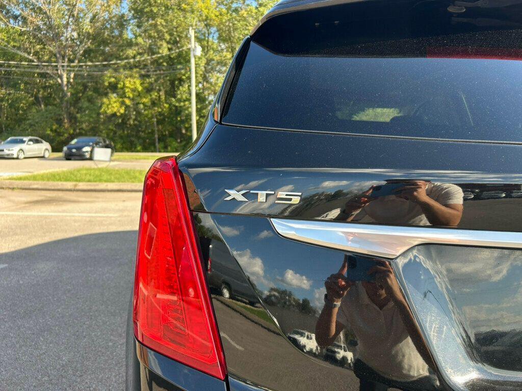 used 2017 Cadillac XT5 car, priced at $13,700