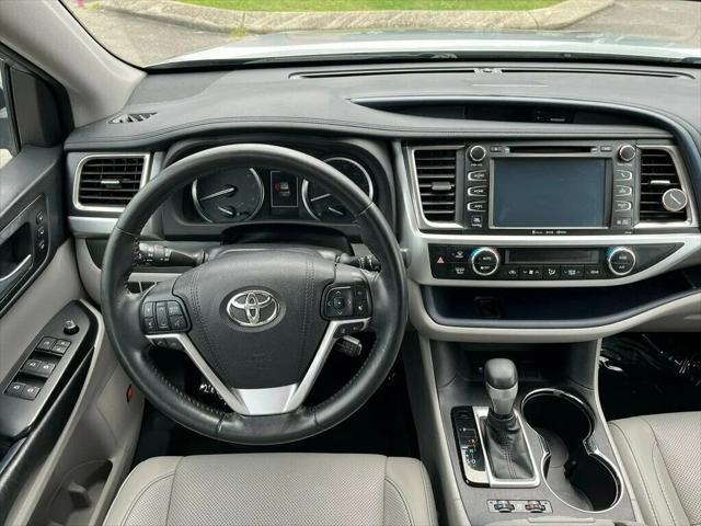 used 2018 Toyota Highlander car, priced at $23,500