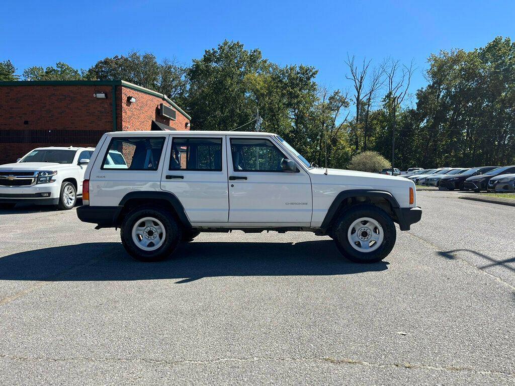 used 2000 Jeep Cherokee car, priced at $8,500