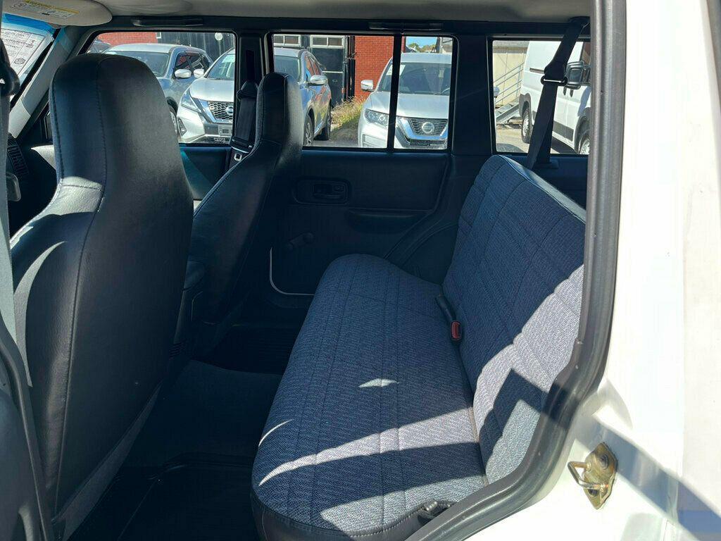 used 2000 Jeep Cherokee car, priced at $8,500