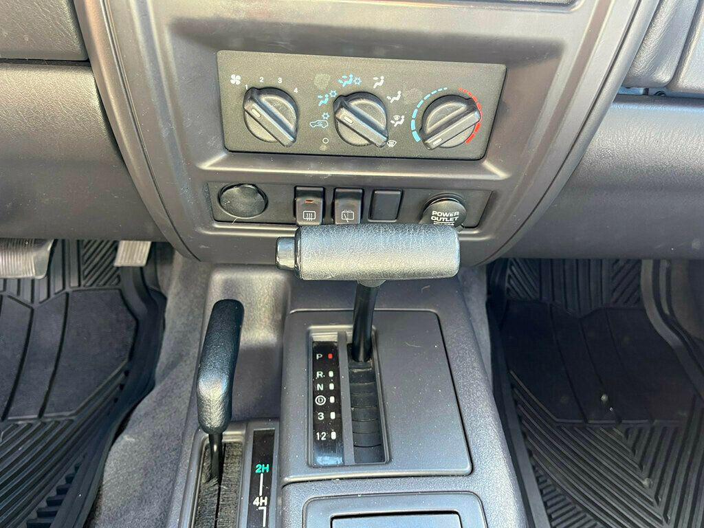 used 2000 Jeep Cherokee car, priced at $8,500