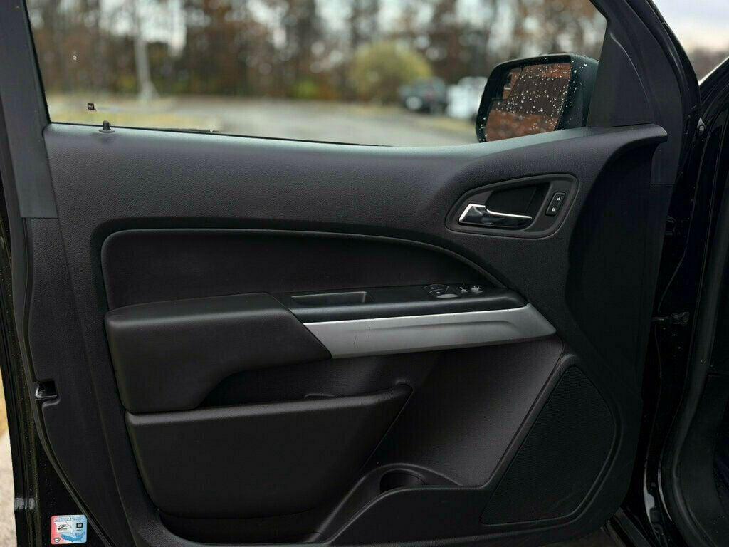 used 2022 Chevrolet Colorado car, priced at $18,999