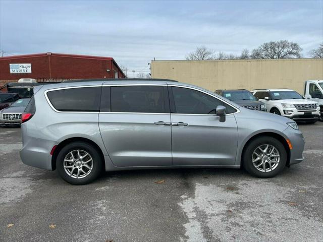 used 2021 Chrysler Pacifica car, priced at $18,500