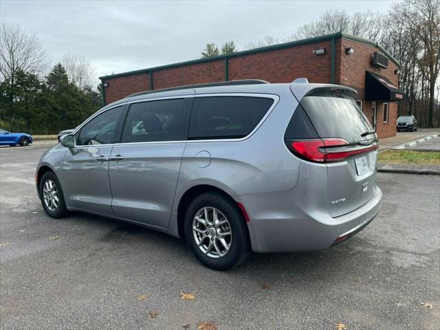 used 2021 Chrysler Pacifica car, priced at $18,500