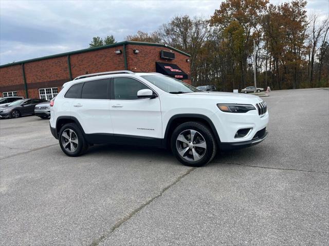 used 2019 Jeep Cherokee car, priced at $16,999