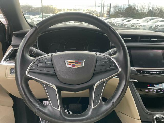 used 2017 Cadillac XT5 car, priced at $17,999