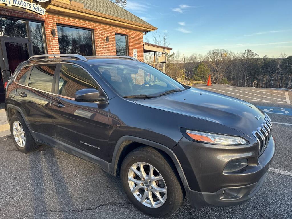 used 2015 Jeep Cherokee car, priced at $9,299