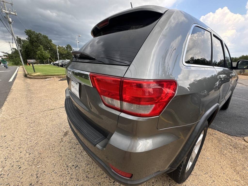 used 2011 Jeep Grand Cherokee car, priced at $5,299
