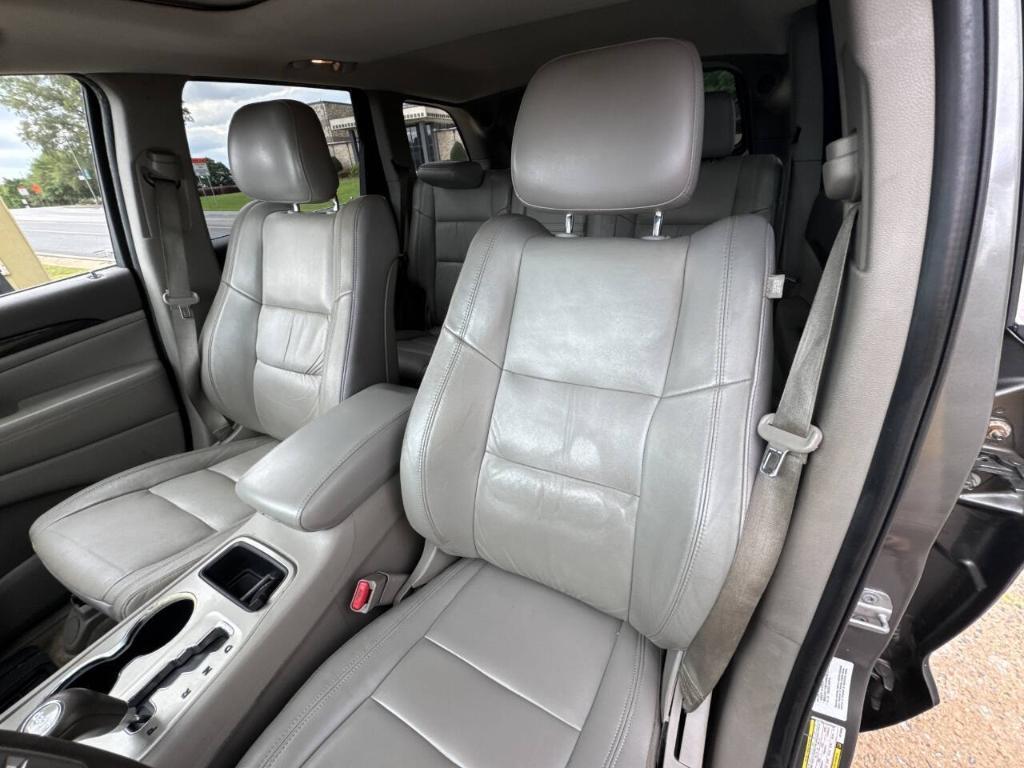 used 2011 Jeep Grand Cherokee car, priced at $5,299