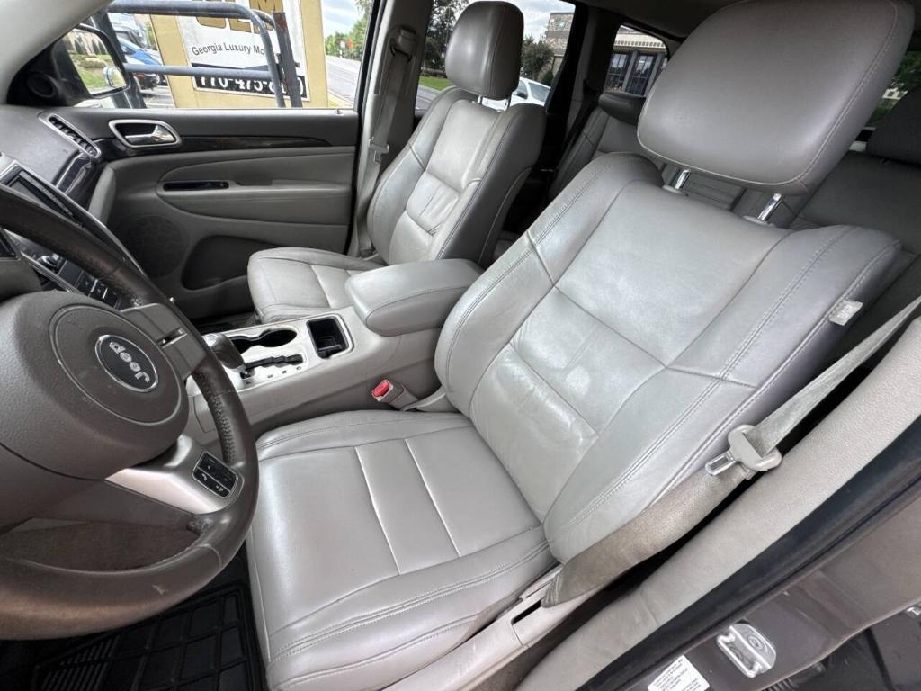 used 2011 Jeep Grand Cherokee car, priced at $5,299