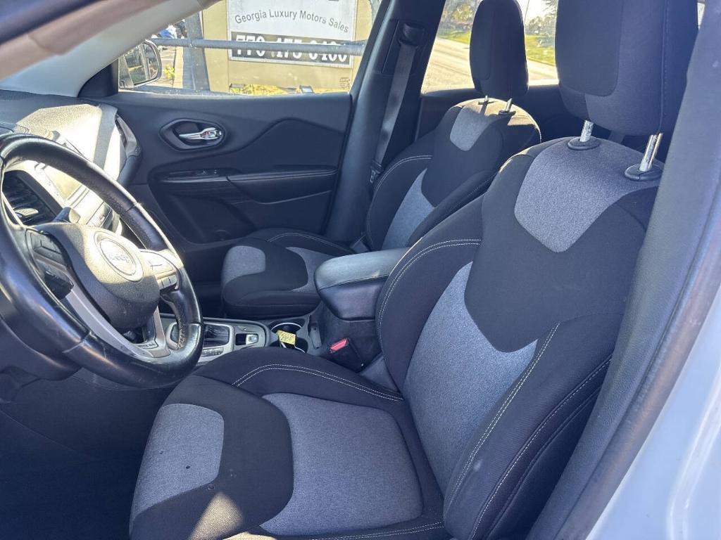 used 2014 Jeep Cherokee car, priced at $7,299