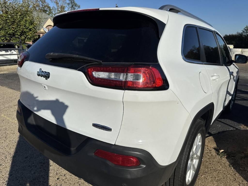 used 2014 Jeep Cherokee car, priced at $7,299