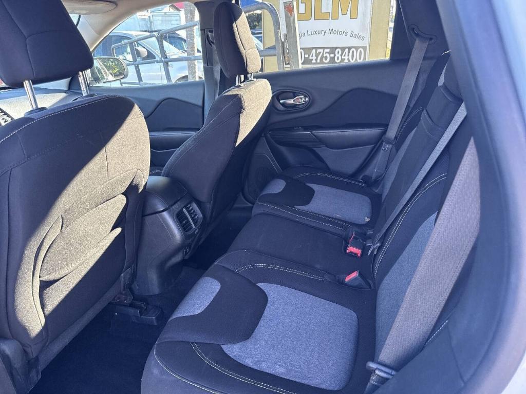 used 2014 Jeep Cherokee car, priced at $7,299