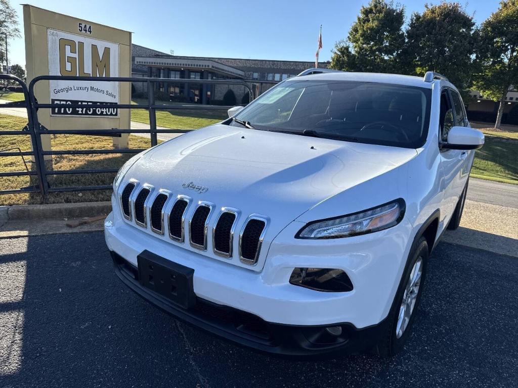 used 2014 Jeep Cherokee car, priced at $7,299