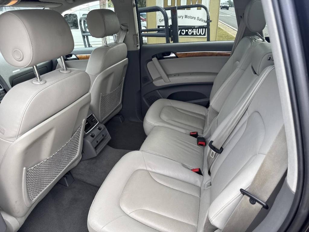 used 2009 Audi Q7 car, priced at $5,499