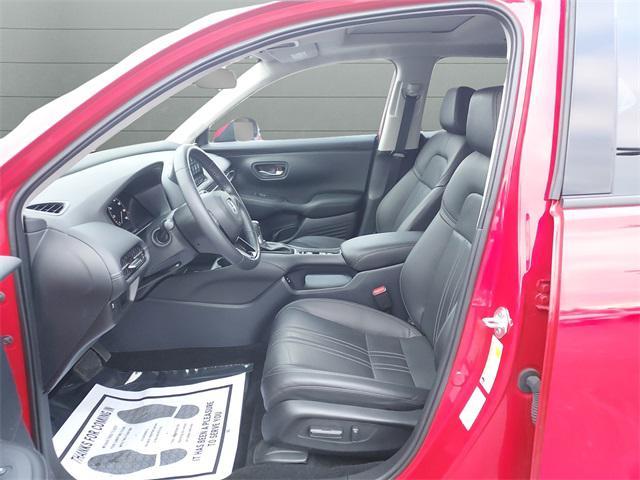 used 2025 Honda HR-V car, priced at $27,789