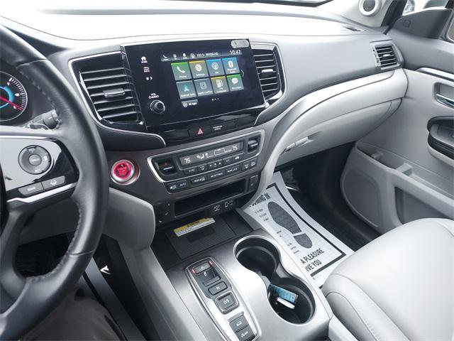 used 2022 Honda Pilot car, priced at $27,777