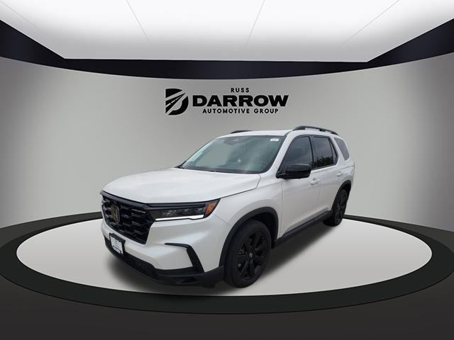 used 2025 Honda Pilot car, priced at $48,999