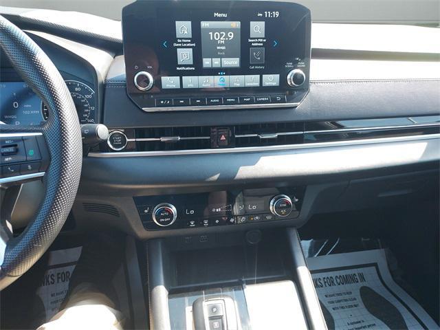used 2023 Mitsubishi Outlander car, priced at $23,599