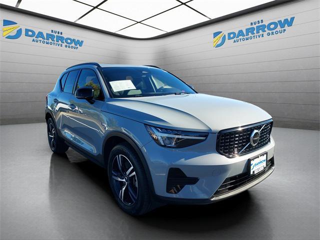 used 2024 Volvo XC40 car, priced at $23,288