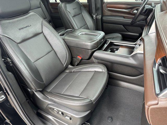 used 2022 GMC Yukon XL car, priced at $73,075