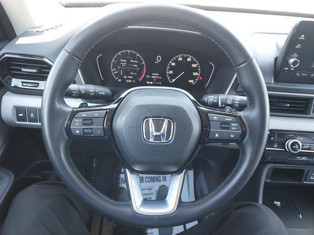 used 2025 Honda Pilot car, priced at $43,993