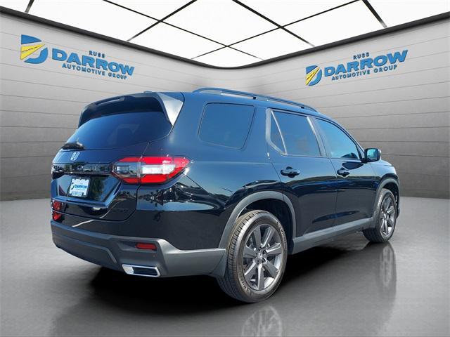 used 2025 Honda Pilot car, priced at $37,999