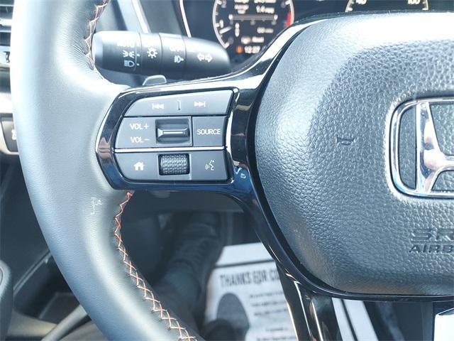 used 2025 Honda Pilot car, priced at $37,999