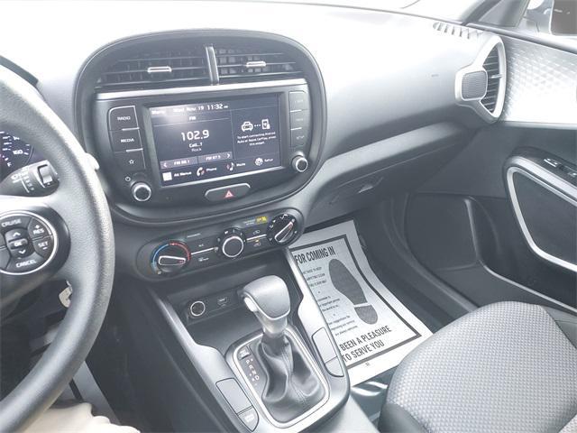 used 2022 Kia Soul car, priced at $15,999