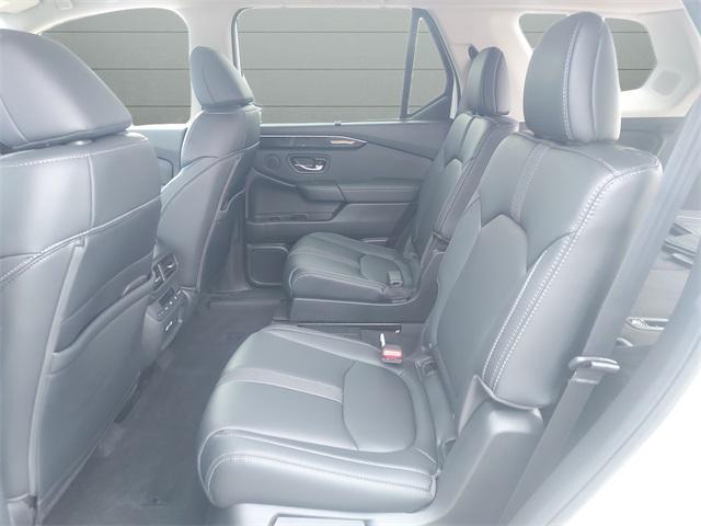 used 2023 Honda Pilot car, priced at $42,349