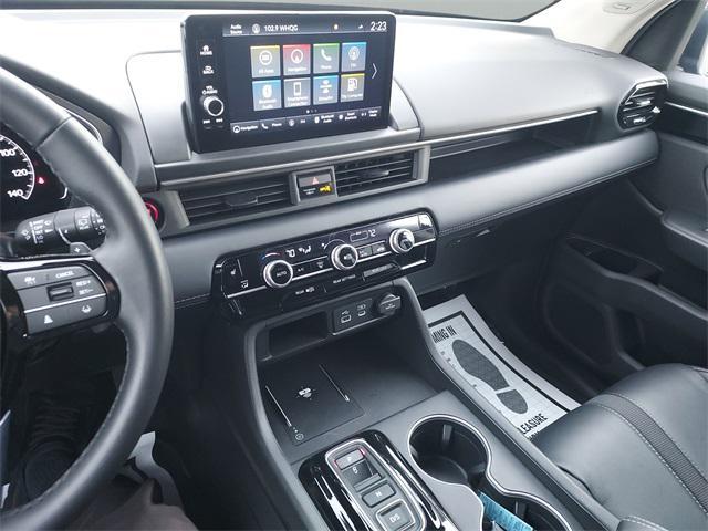 used 2025 Honda Pilot car, priced at $44,777