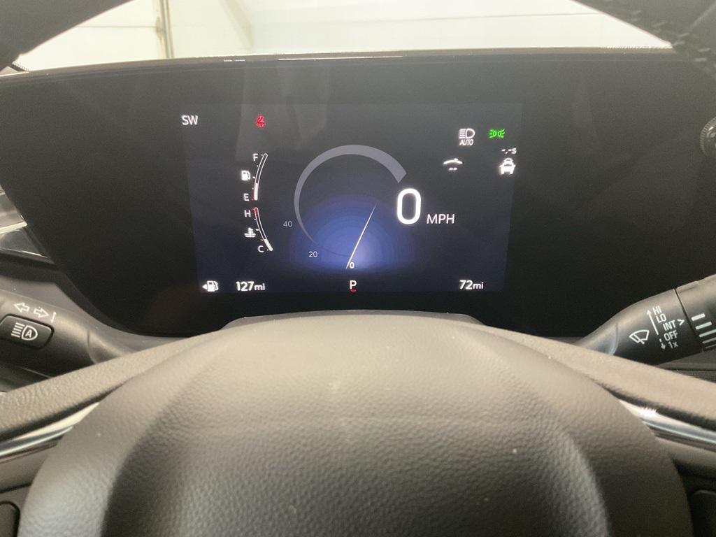 new 2025 Buick Envista car, priced at $28,995