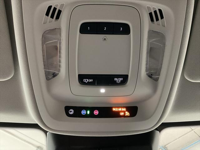 new 2025 Buick Envision car, priced at $38,960