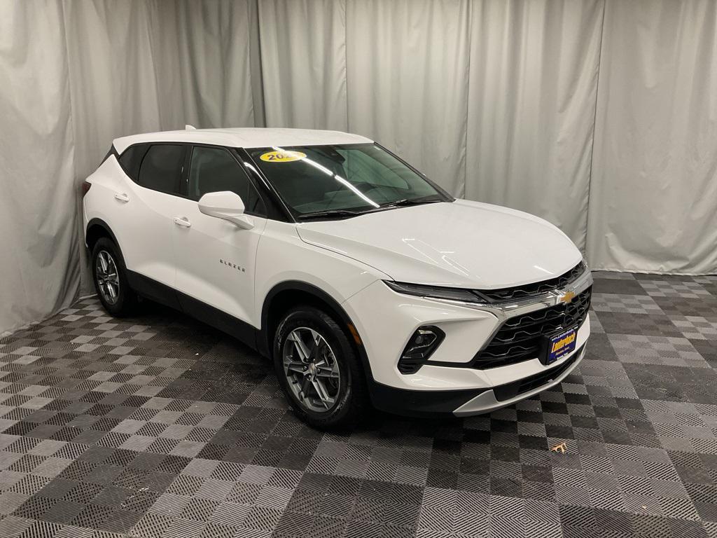 used 2025 Chevrolet Blazer car, priced at $28,500