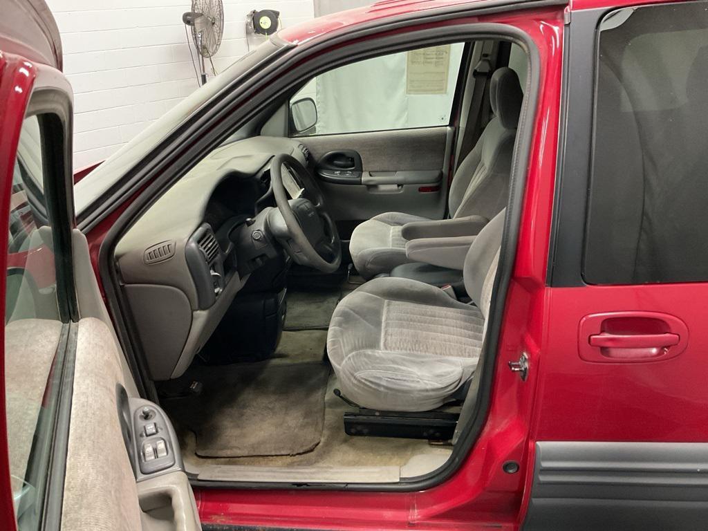 used 1998 Pontiac Trans Sport car, priced at $3,000