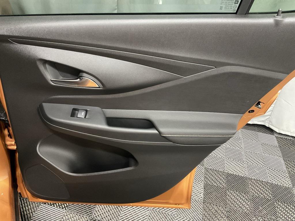 new 2025 Buick Envista car, priced at $28,295