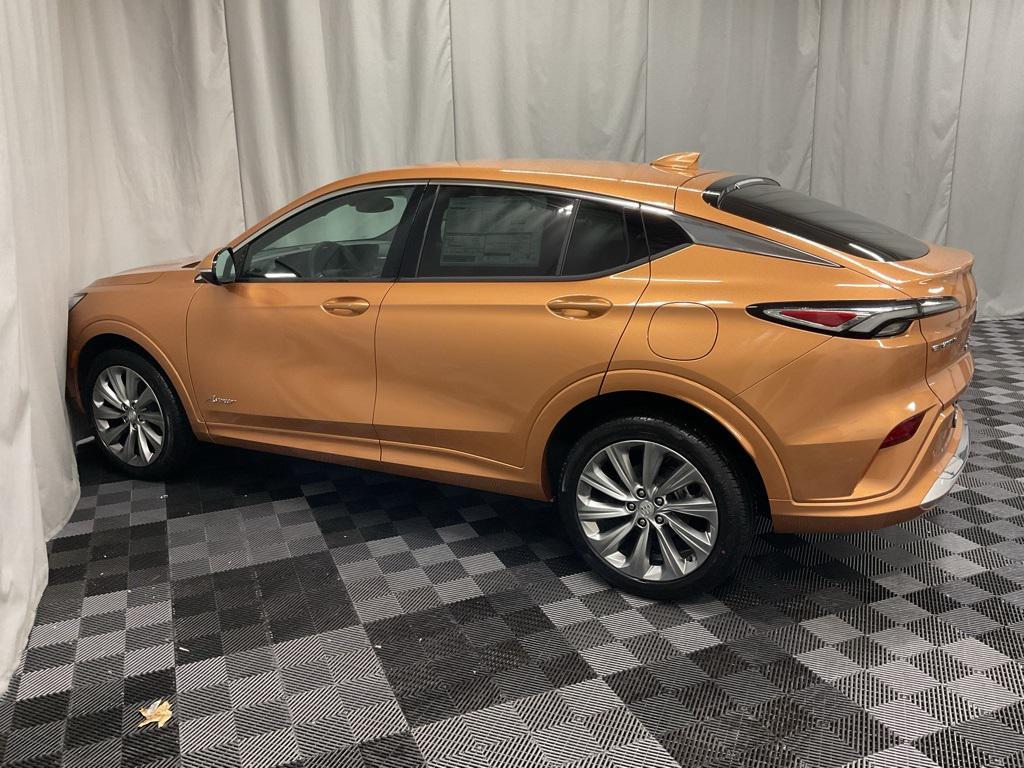 new 2025 Buick Envista car, priced at $28,295