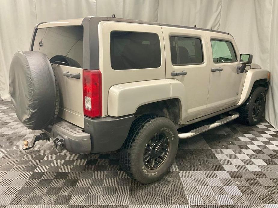 used 2006 Hummer H3 car, priced at $7,000