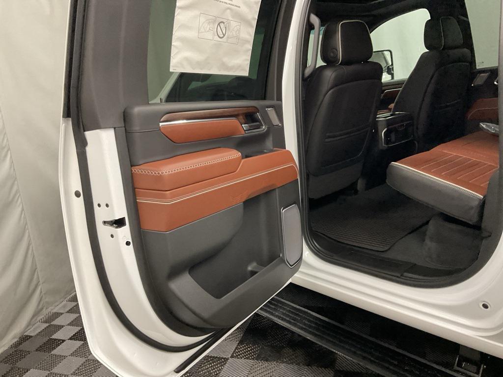 new 2025 GMC Sierra 2500 car, priced at $92,770