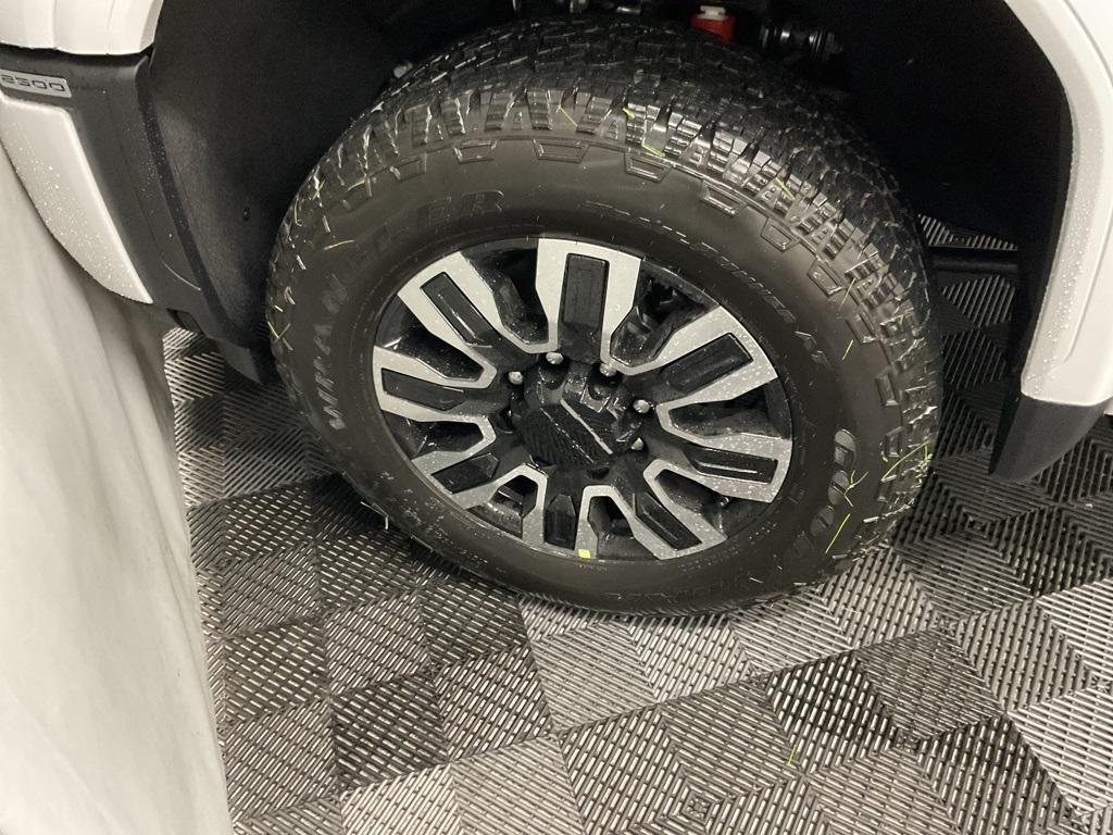 new 2025 GMC Sierra 2500 car, priced at $92,770