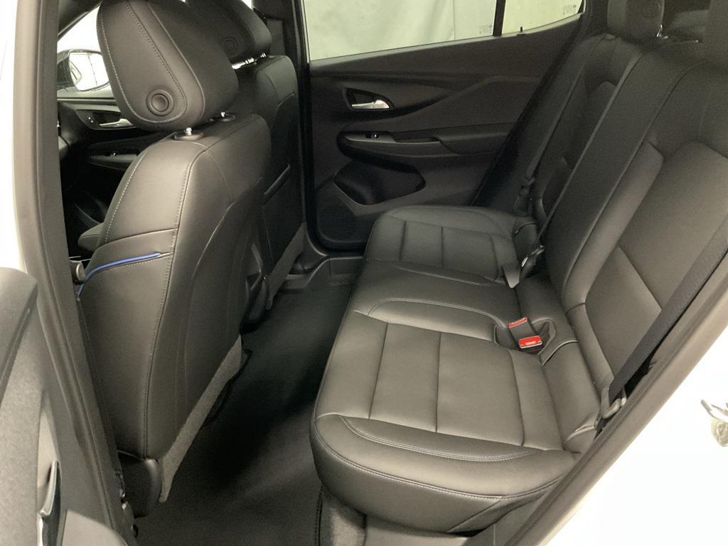 new 2025 Buick Envista car, priced at $27,550